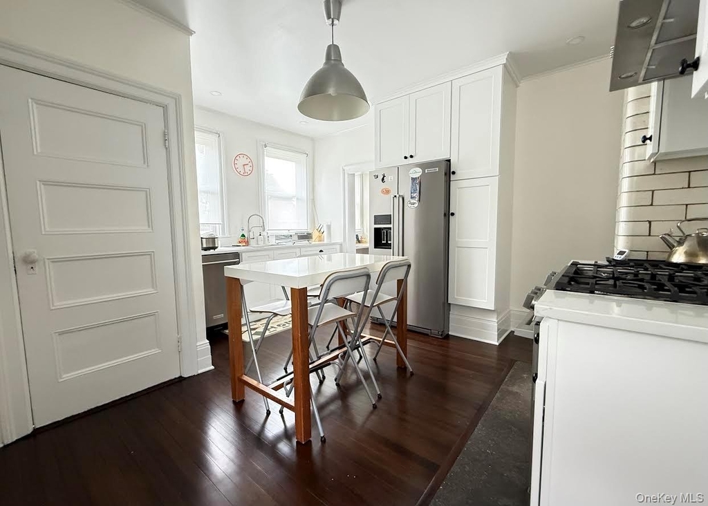 453 Palmer Avenue - Photo 18