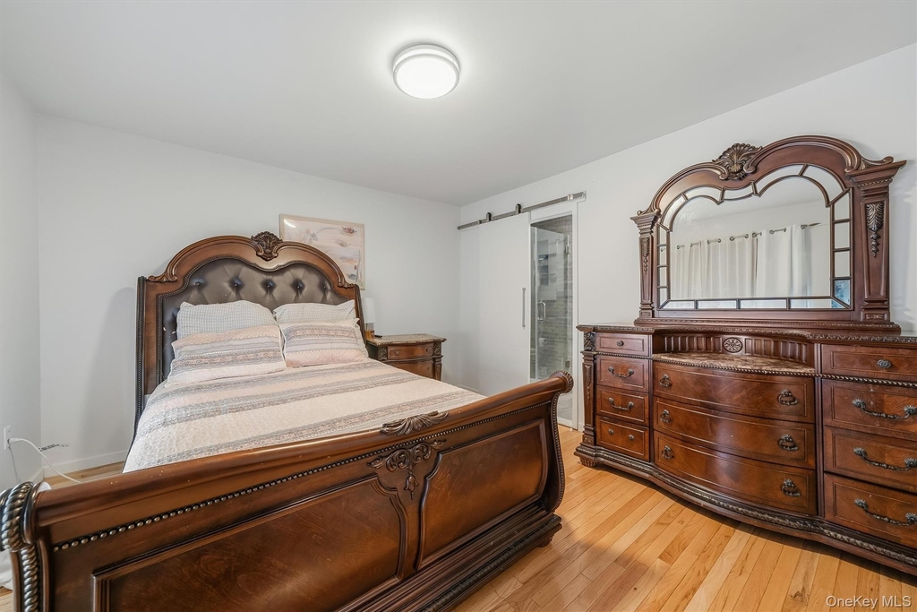 35 Helene Road - Photo 13