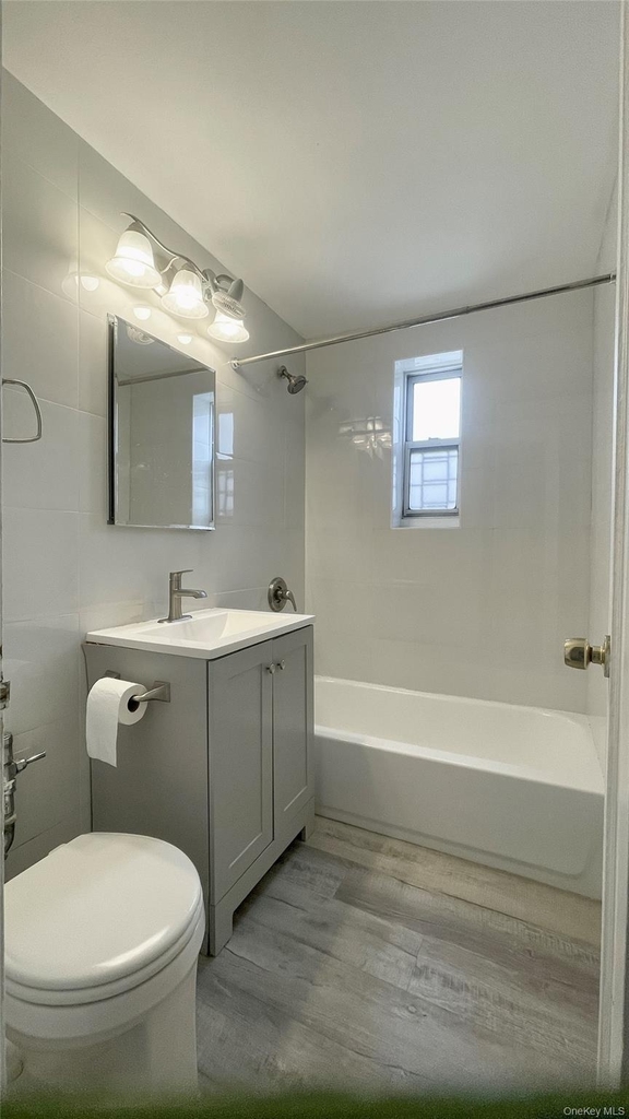 111-05 66th Avenue - Photo 2