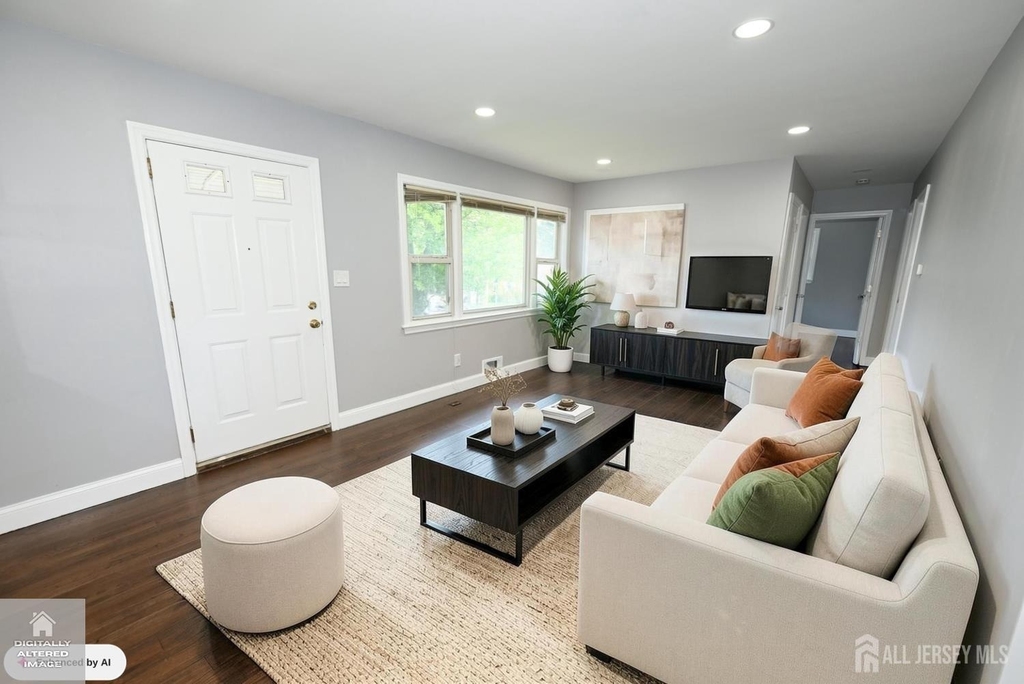 210 S 9th Avenue S - Photo 8