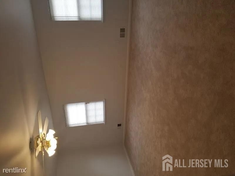 804 Maple Hill Drive - Photo 14