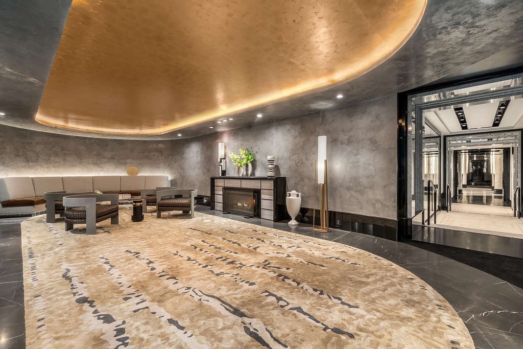 303 Park Avenue - Photo 2