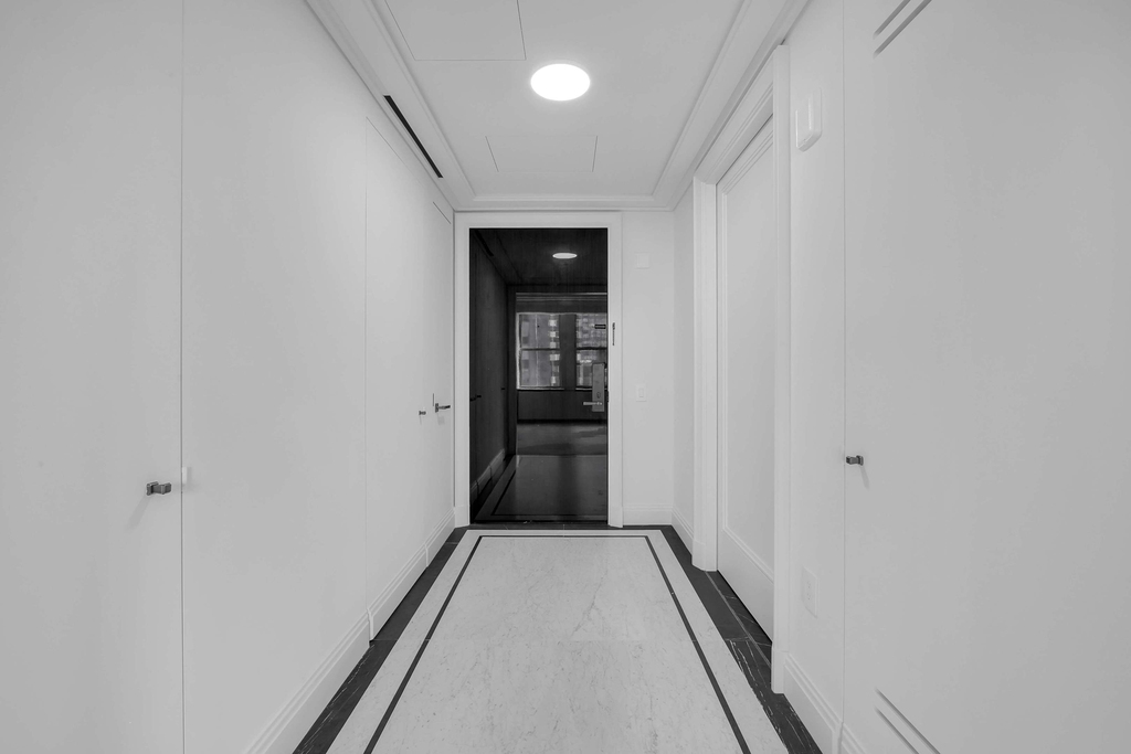 303 Park Avenue - Photo 5