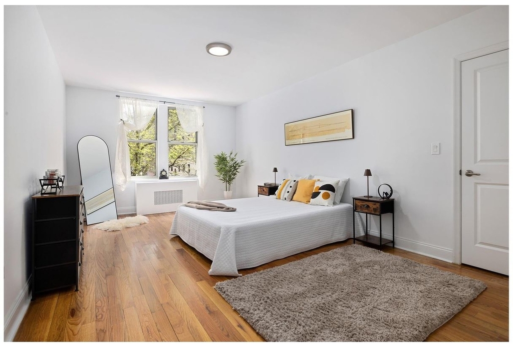 775 Riverside Drive - Photo 5