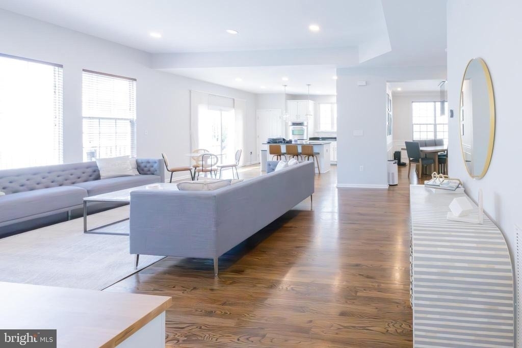 8727 Raleigh Mews - Photo 7