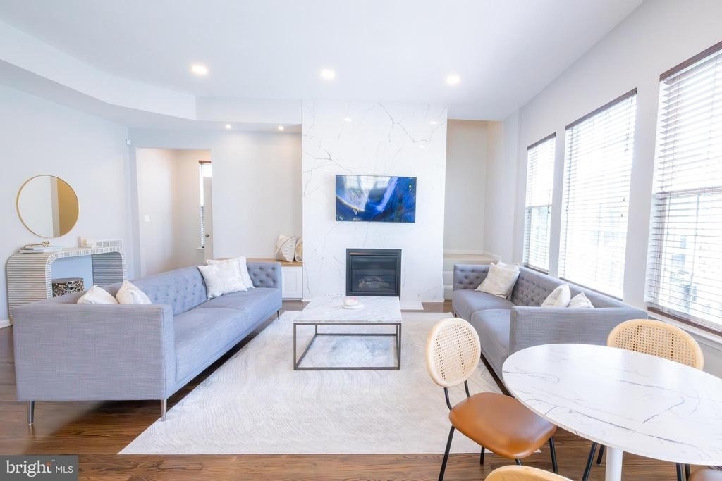 8727 Raleigh Mews - Photo 5