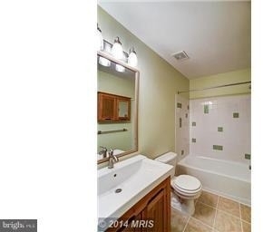 22932 Regent Terrace - Photo 8