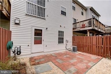 22932 Regent Terrace - Photo 16