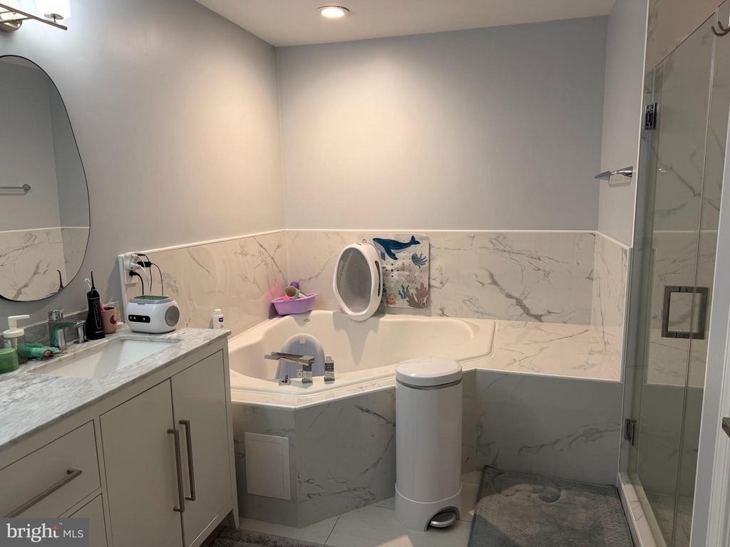 6156 Manchester Park Circle - Photo 8