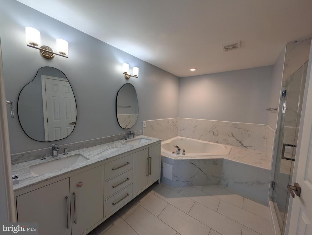 6156 Manchester Park Circle - Photo 19