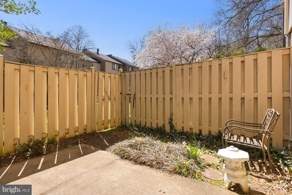 2680 Glengyle Drive - Photo 18