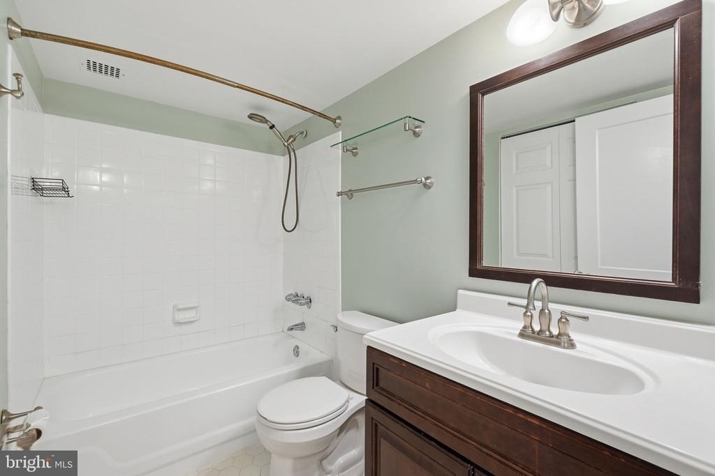 200 N Pickett Street - Photo 12