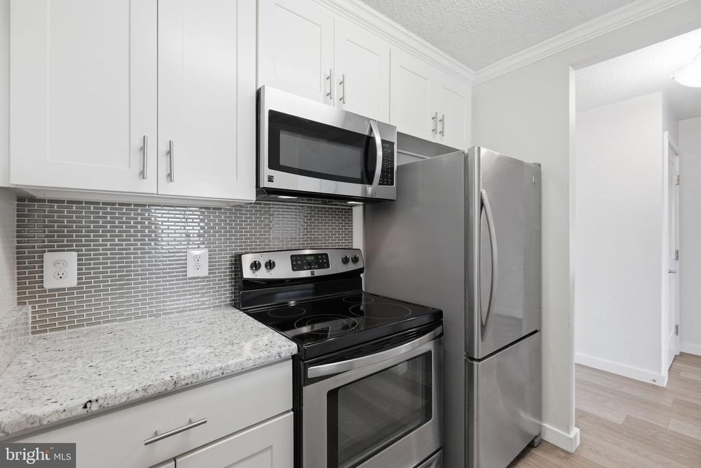 200 N Pickett Street - Photo 2