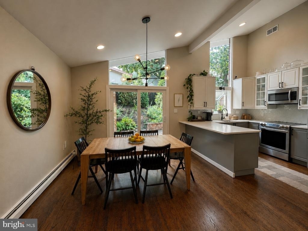 4836 7th Street S - Photo 2