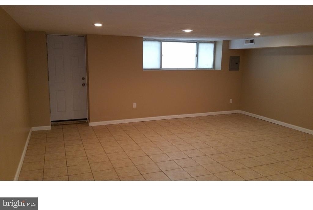 9960 Woodfern Road - Photo 13