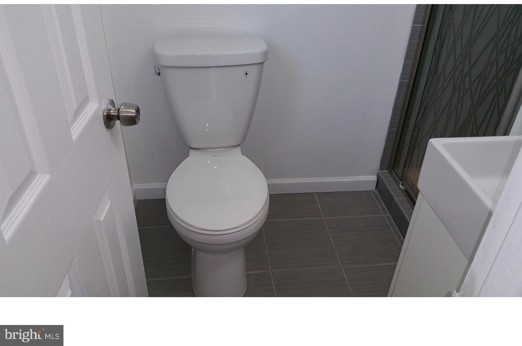 9960 Woodfern Road - Photo 7