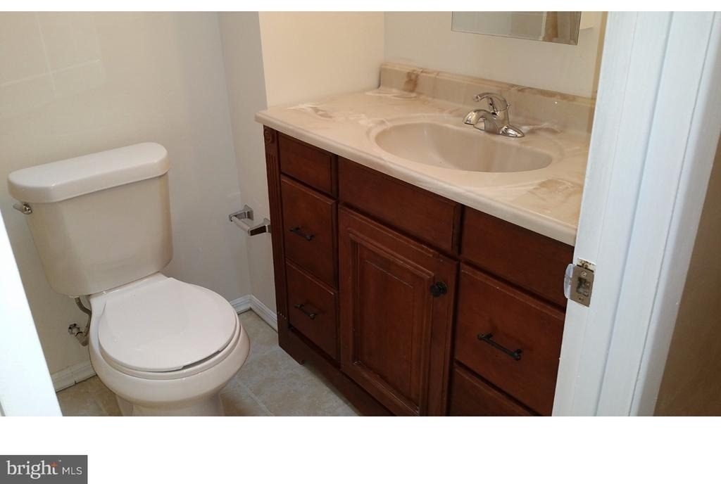 9960 Woodfern Road - Photo 12