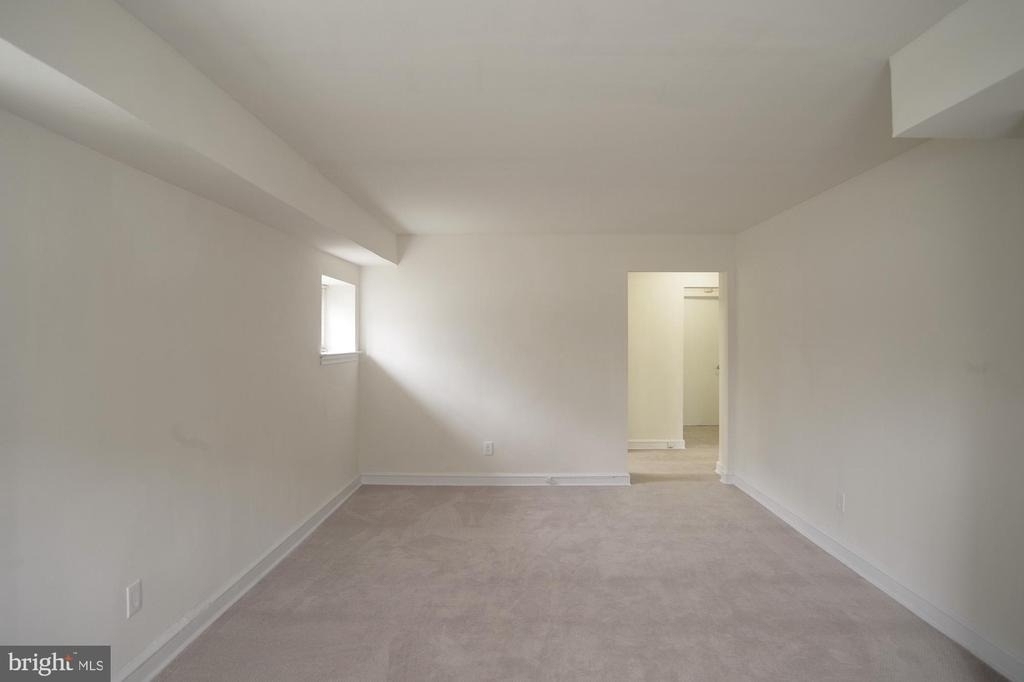 353-57 W Mount Airy Avenue - Photo 3