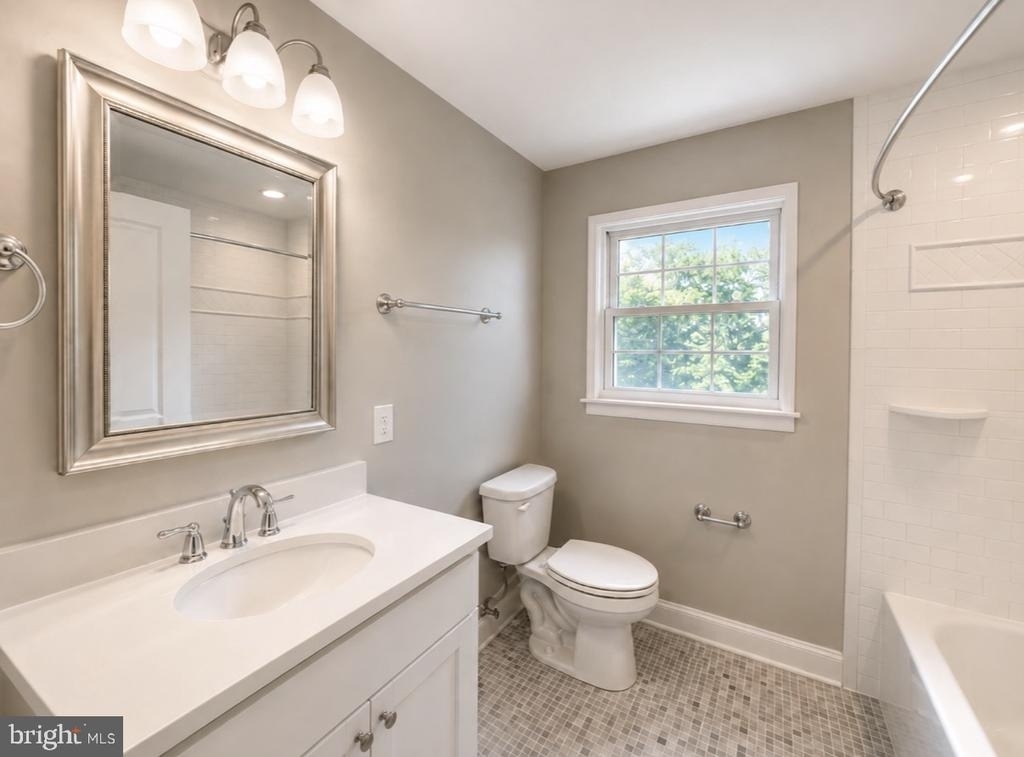256 W Beidler Road - Photo 22
