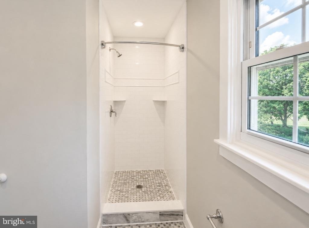 256 W Beidler Road - Photo 19