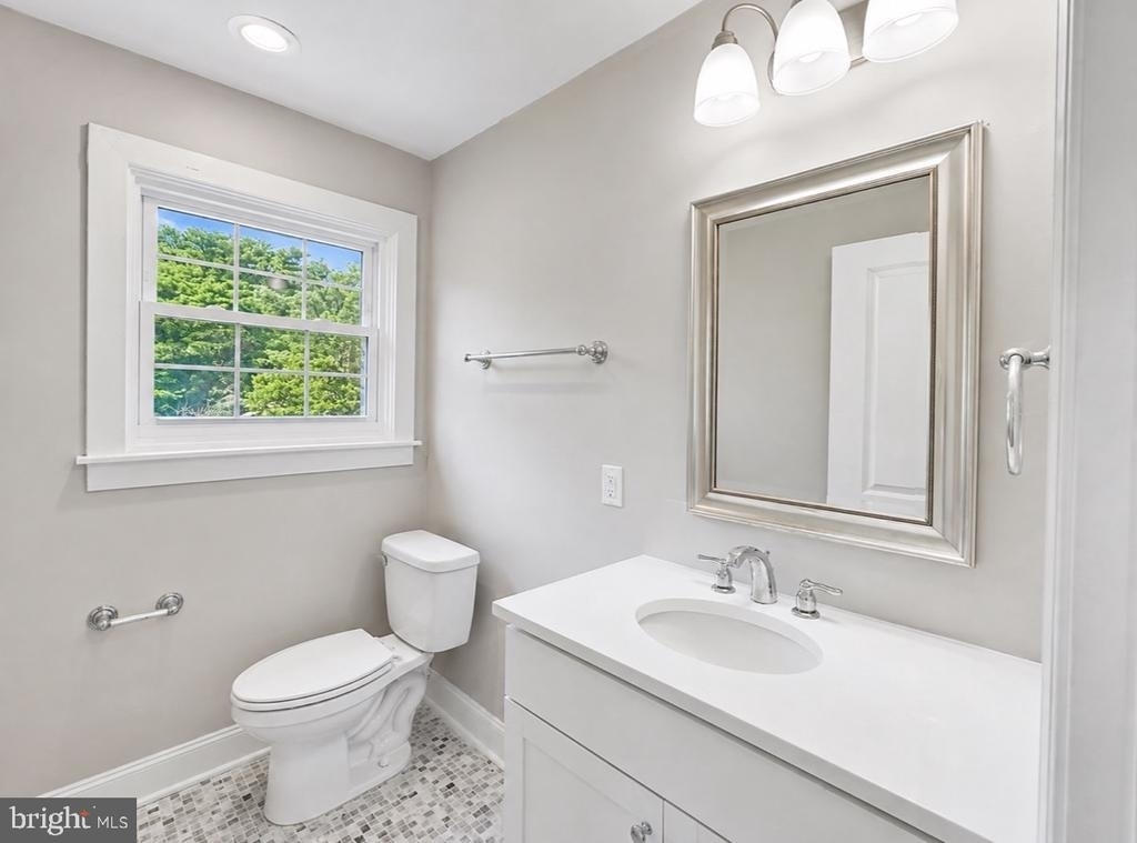 256 W Beidler Road - Photo 18