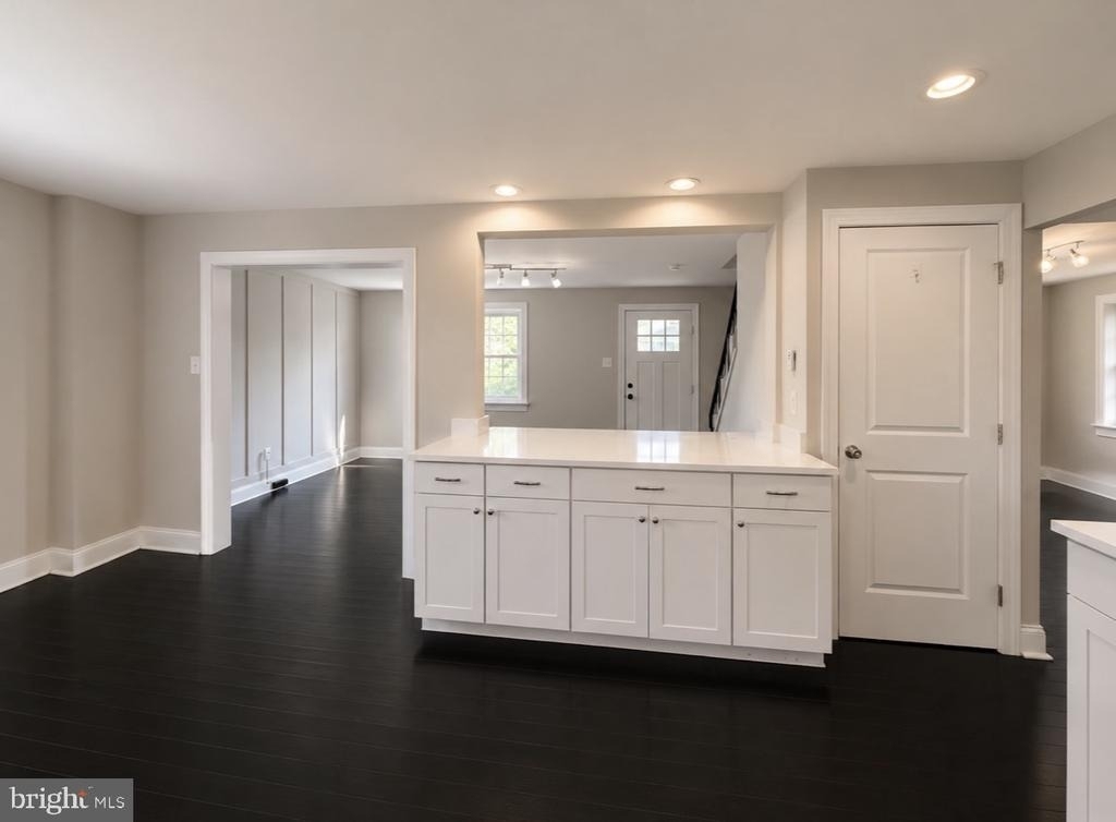 256 W Beidler Road - Photo 6