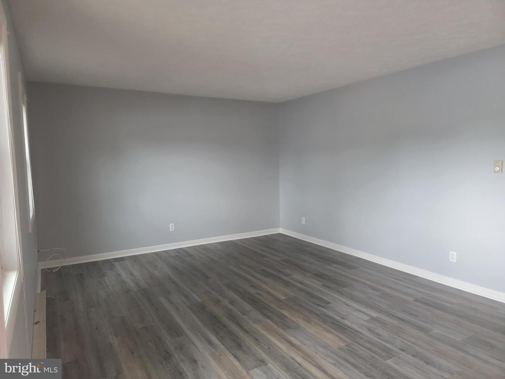 691 Center Drive - Photo 2