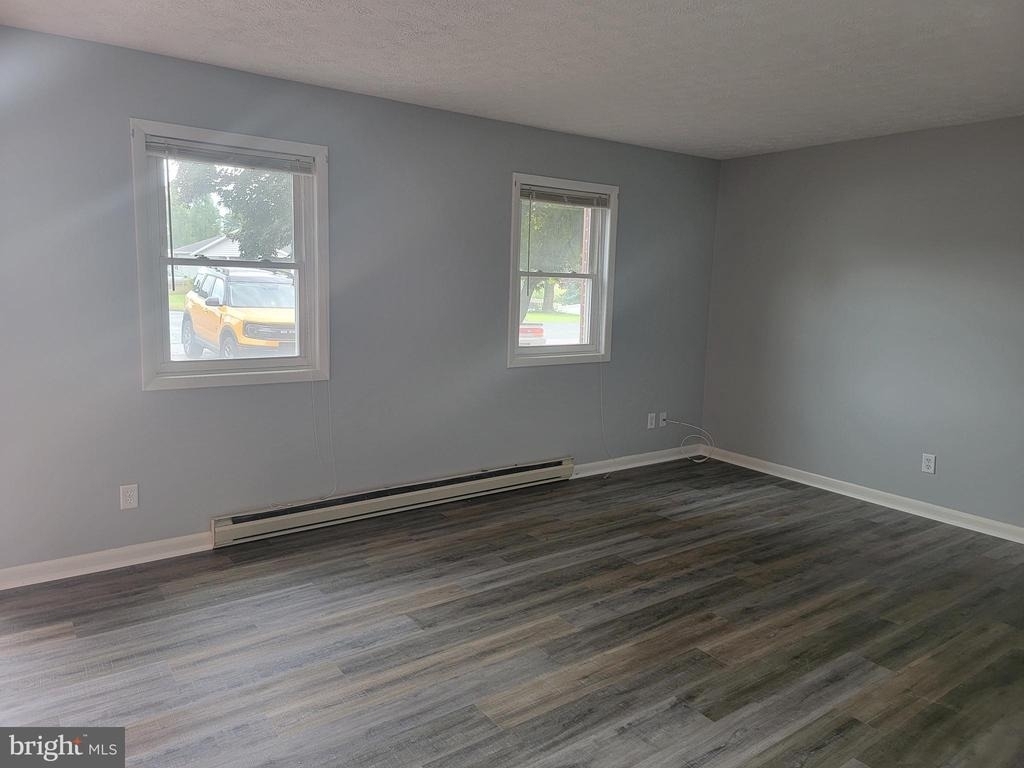 691 Center Drive - Photo 3