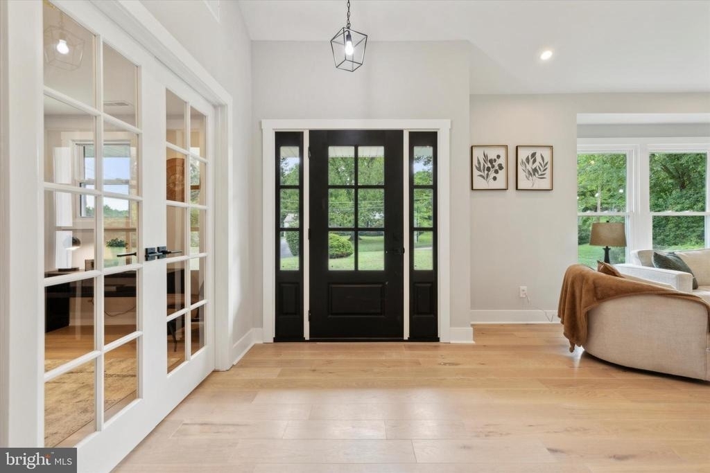 104 Furlong Avenue - Photo 2