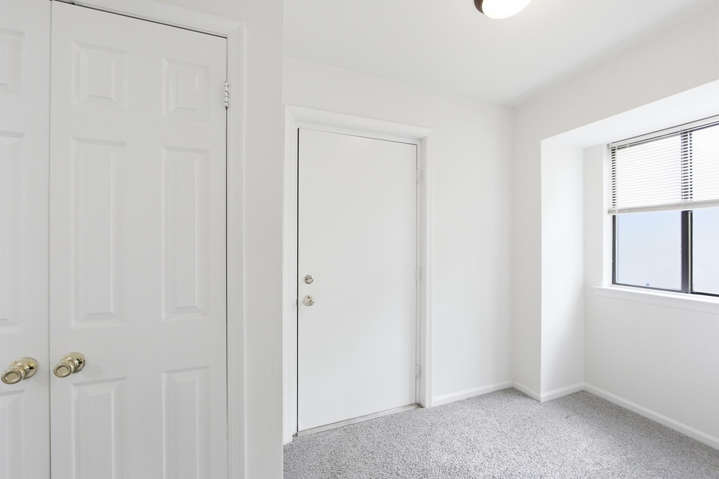 710 Mountainview Drive - Photo 18