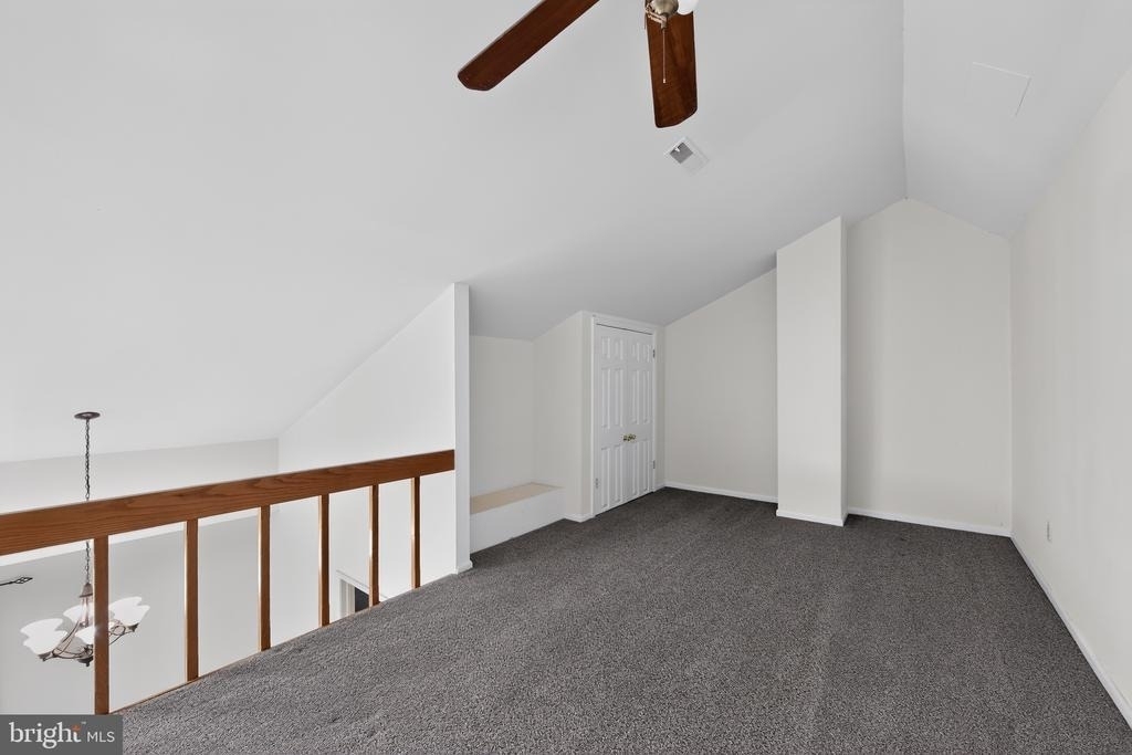 710 Mountainview Drive - Photo 17