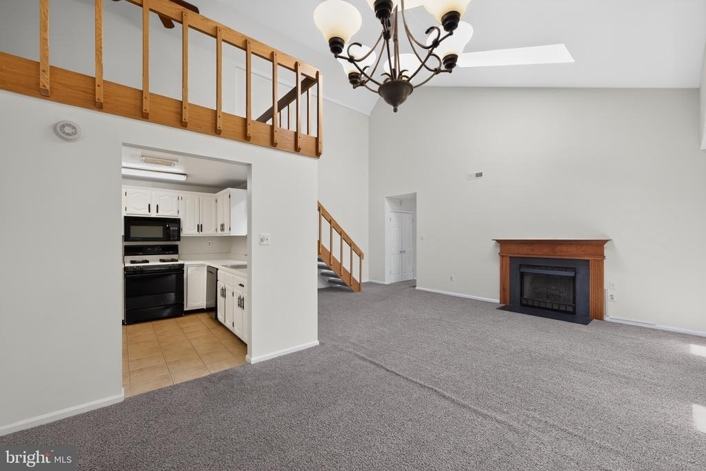 710 Mountainview Drive - Photo 6