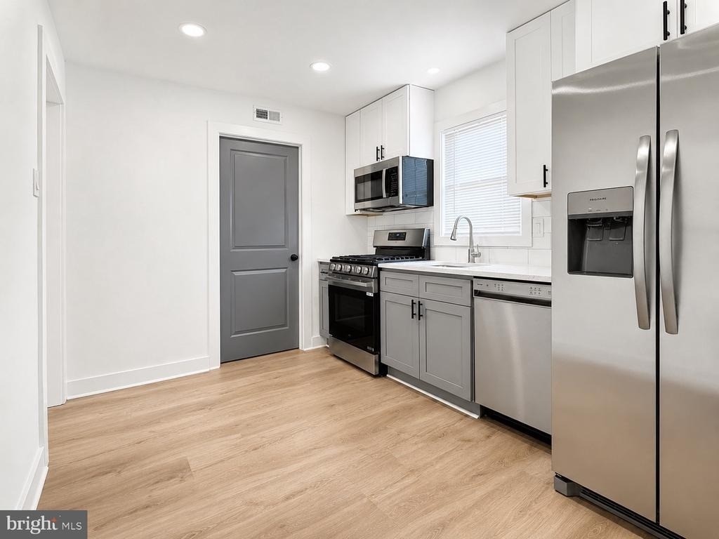 2420 Liberator Street - Photo 6