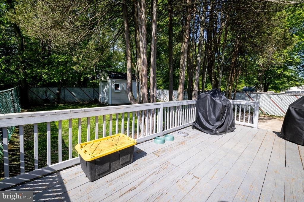 21 Dixmont Avenue - Photo 18