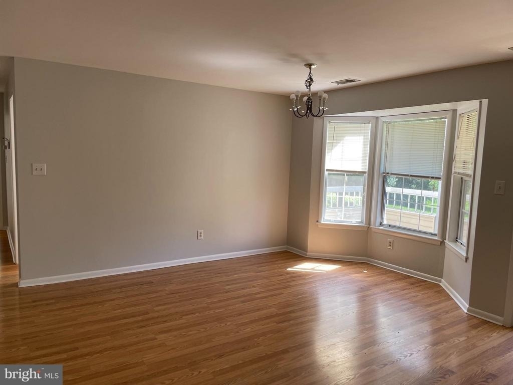 205 Salem Court - Photo 1