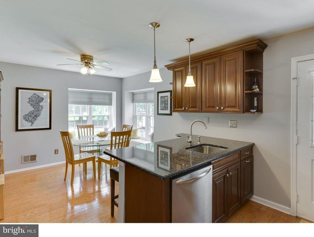 45 Tynemouth Court - Photo 3