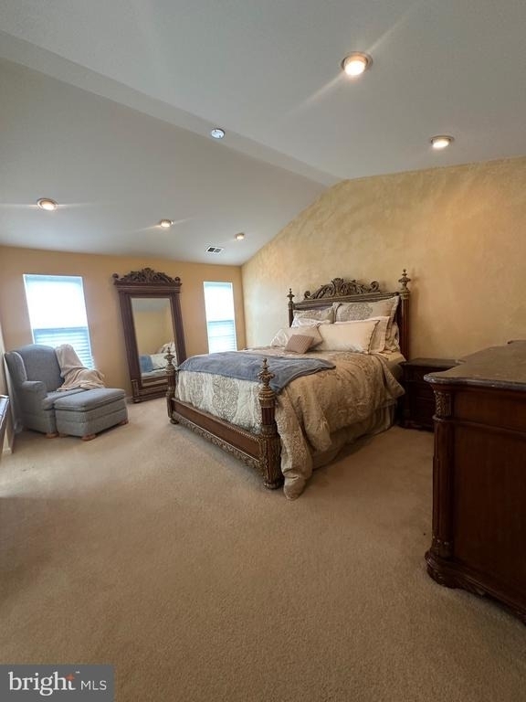 110 Sansom Lane - Photo 6