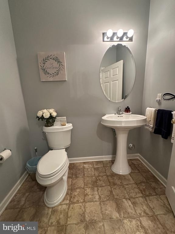 110 Sansom Lane - Photo 5