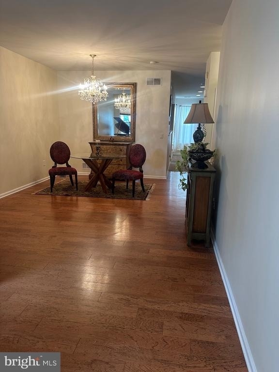 110 Sansom Lane - Photo 2