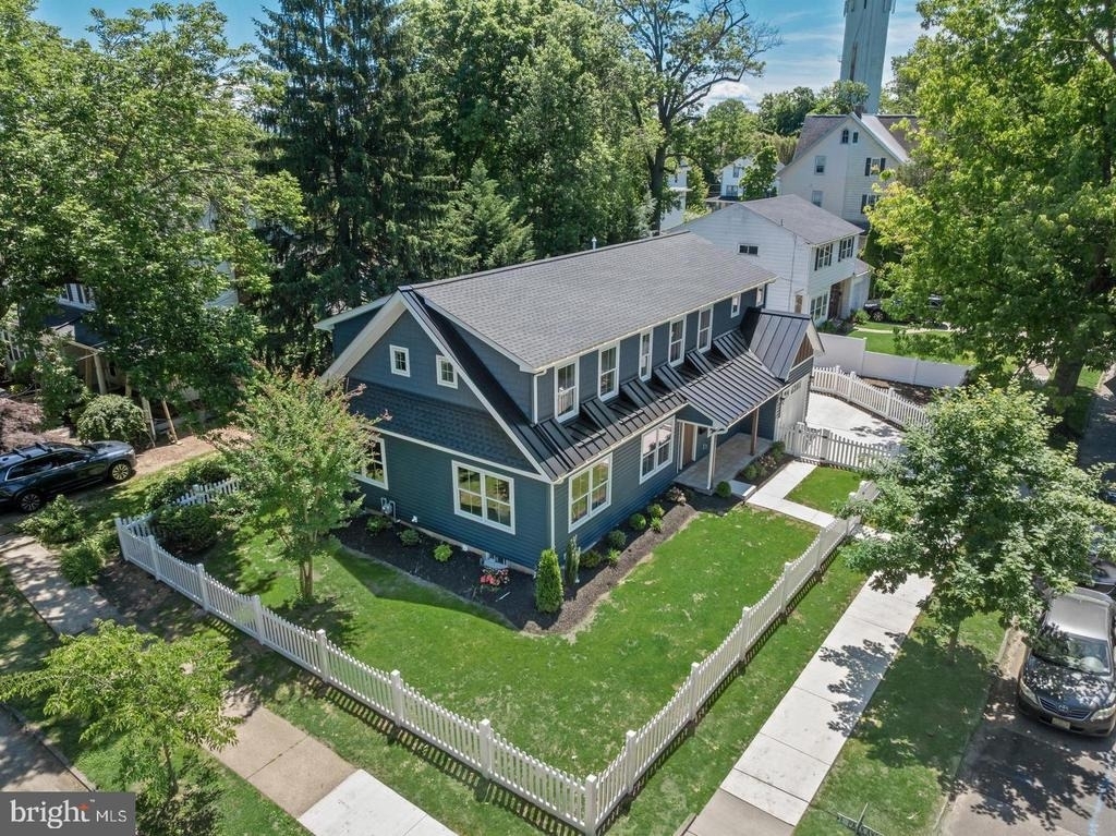 201 Centre Street - Photo 41