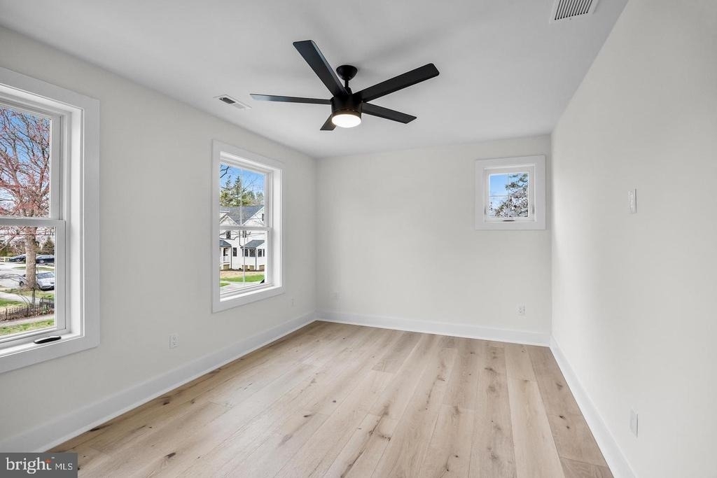 201 Centre Street - Photo 25