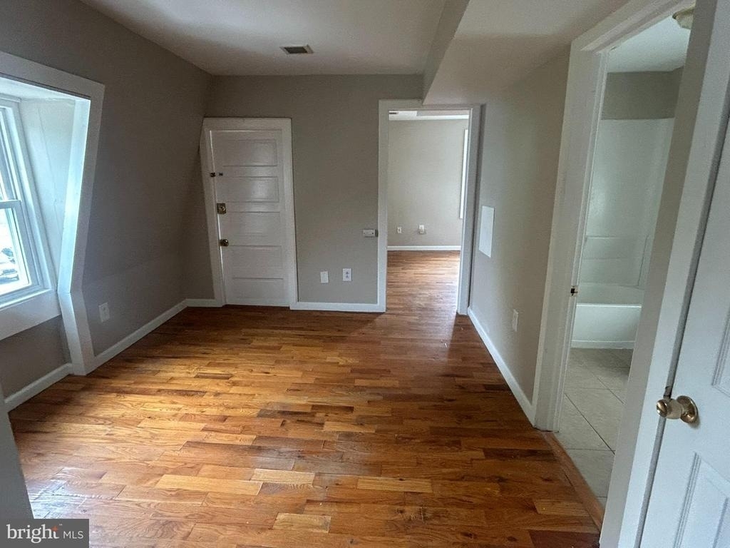 141 High Street - Photo 4