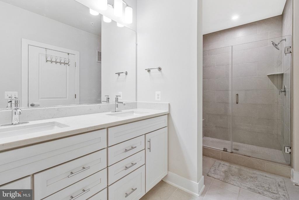 102 Saint Ives Place - Photo 18