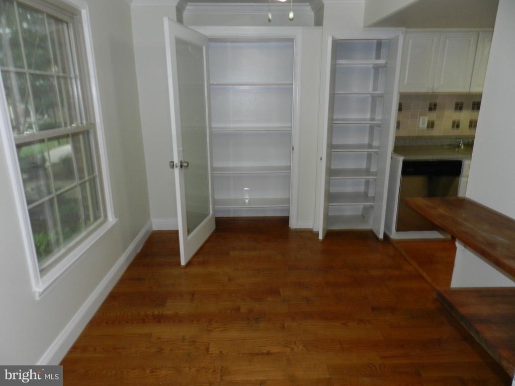 5956 Westchester Park Drive - Photo 2