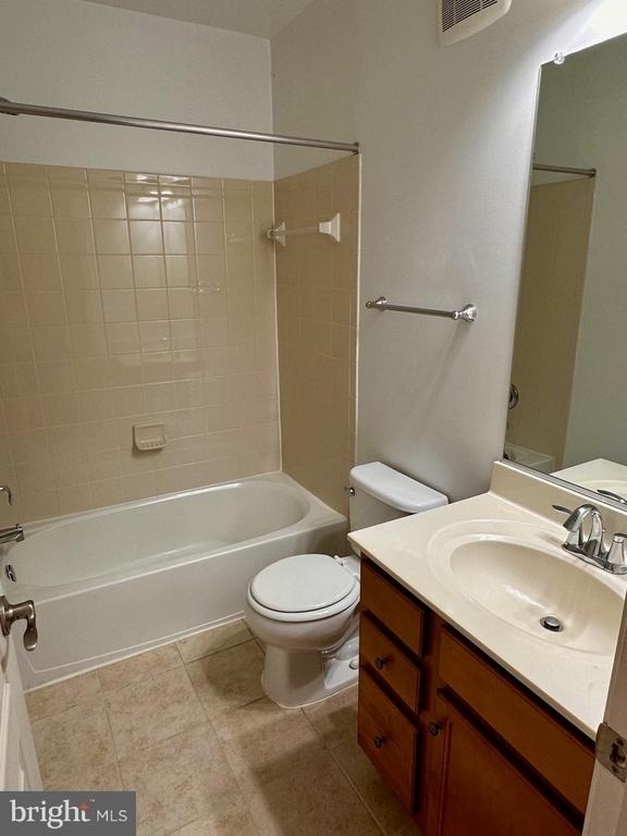 22928 Spicebush Drive - Photo 10