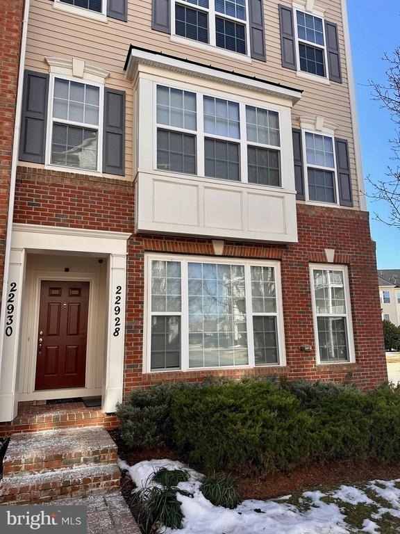 22928 Spicebush Drive - Photo 0