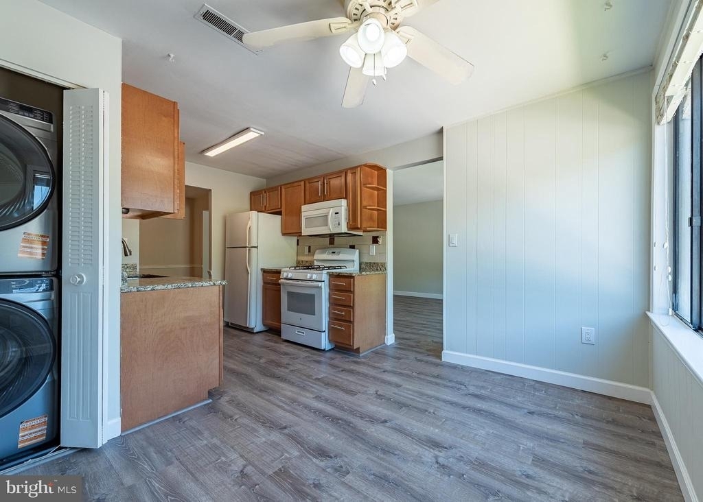 8723 Hayshed Lane - Photo 8