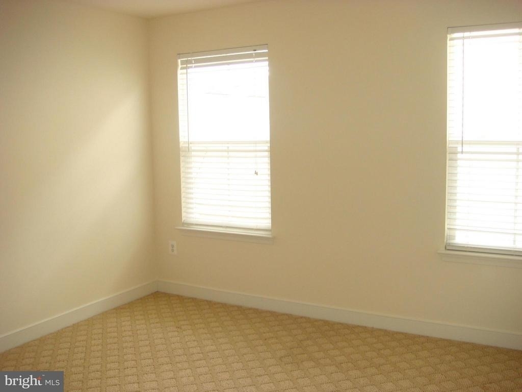 3858 Braveheart Drive - Photo 3