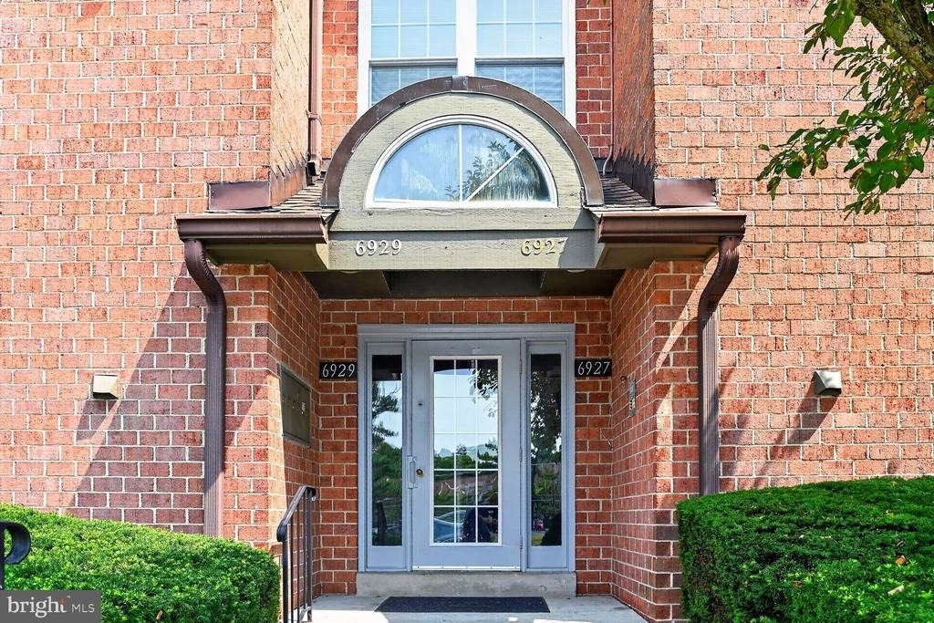 6929 Clearwind Court - Photo 1