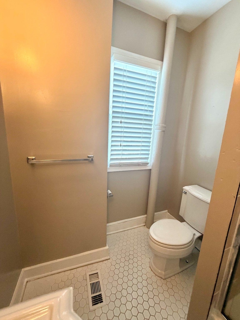 306 Penn Street - Photo 16